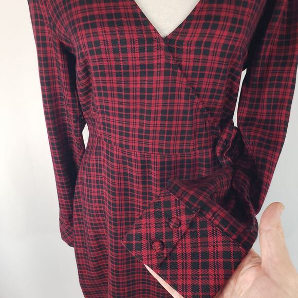 NWT Sanctuary Upbeat Faux Wrap Red Plaid Surplice V-Neck A-Line Mini Dress 8 - Picture 10 of 14